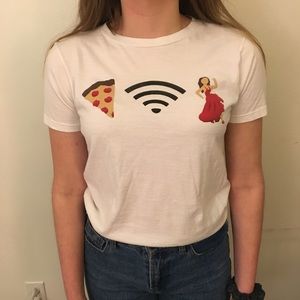 Pizza, wifi, dance